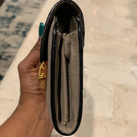 Authentic Chloe Drew Wallet in great Preloved condition - Picture 7 of 8